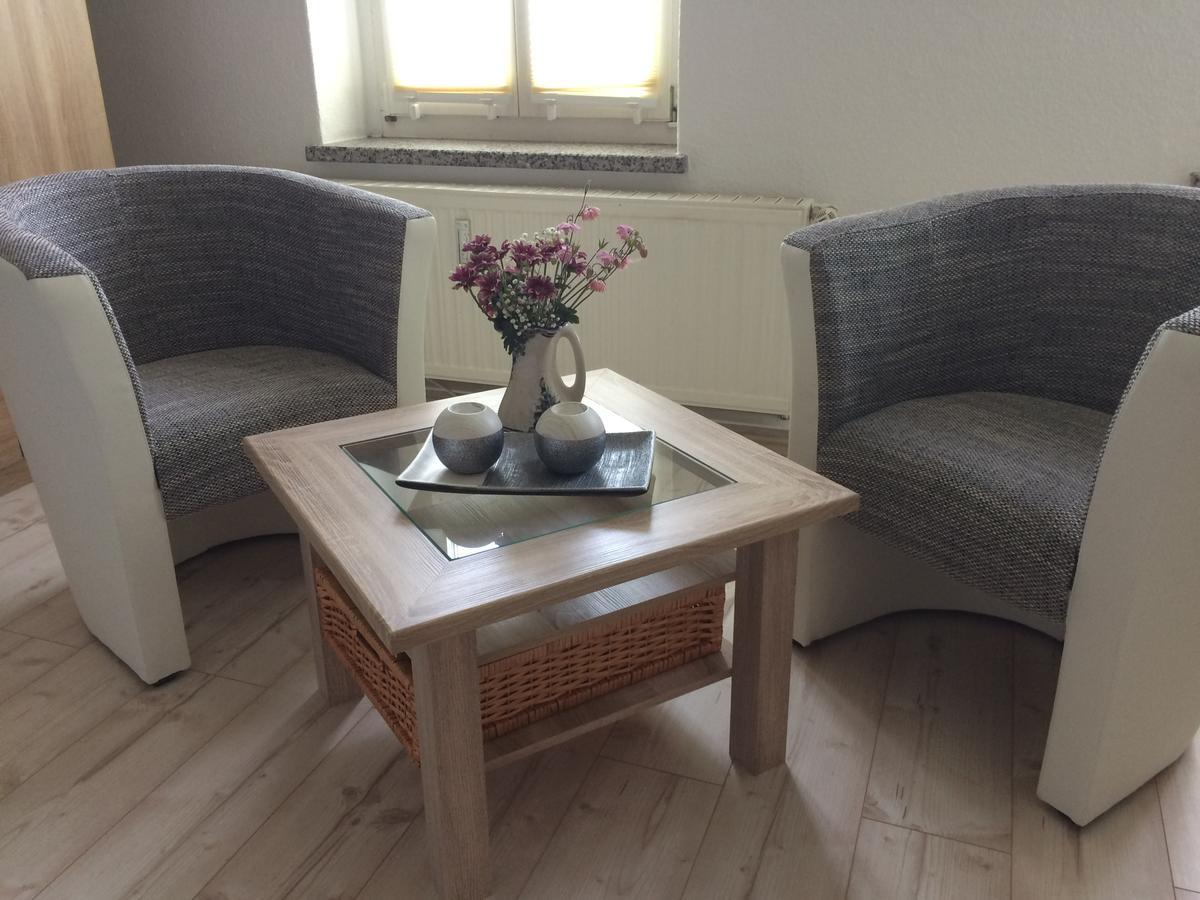 Pension Zum Alten Gasthaus Haensel Krauschwitz Екстериор снимка