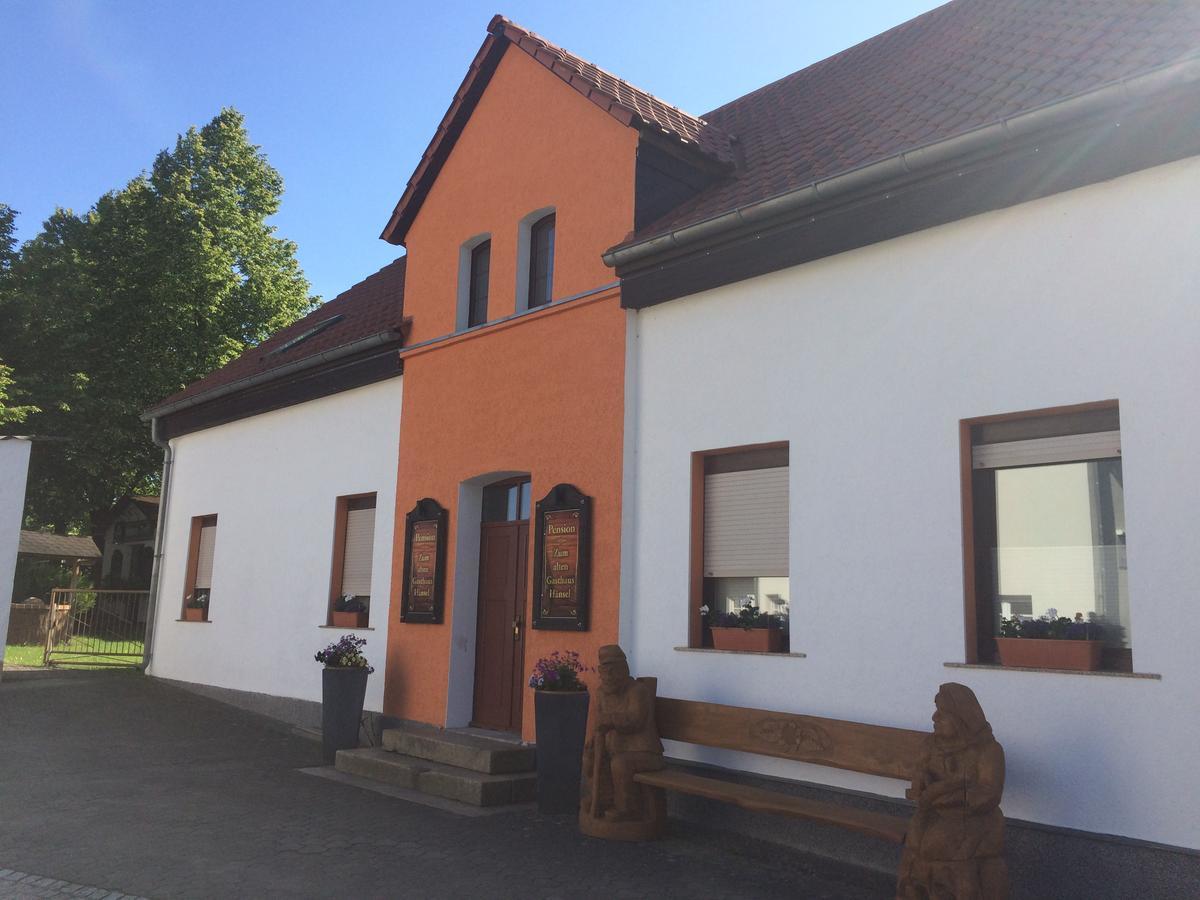 Pension Zum Alten Gasthaus Haensel Krauschwitz Екстериор снимка